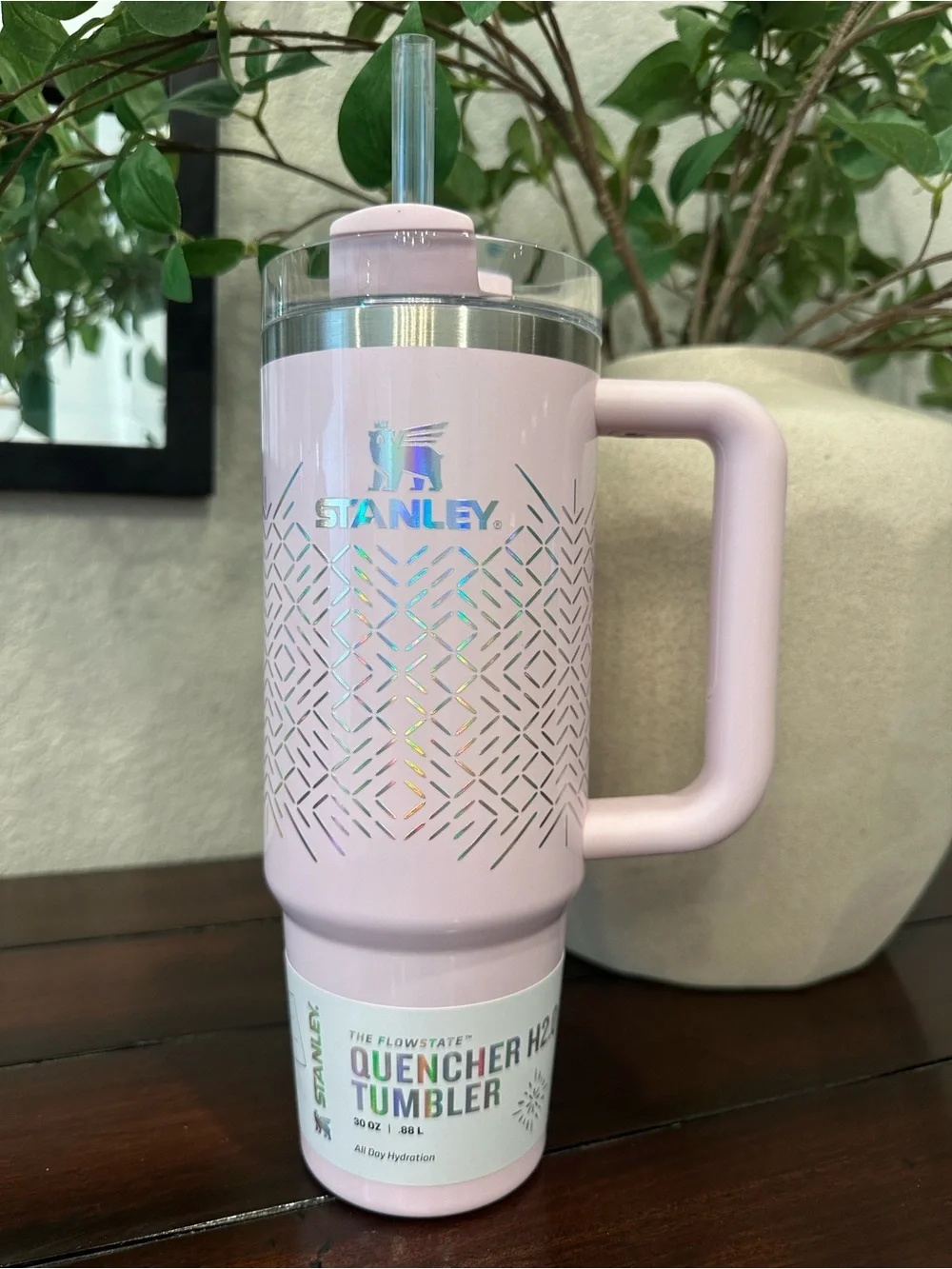 Stanley Light Pink Icicle Quencher H2.0 Tumbler with Handle and Straw